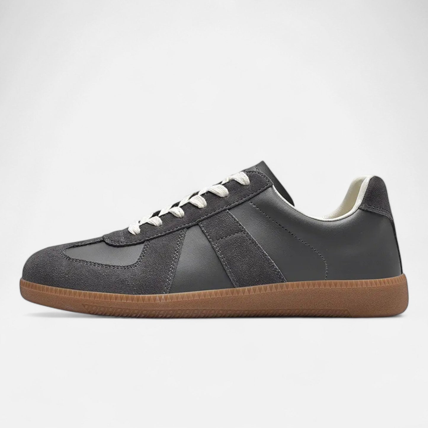 Zapatillas de hombre estilo retro — Calzado informal con suela de goma